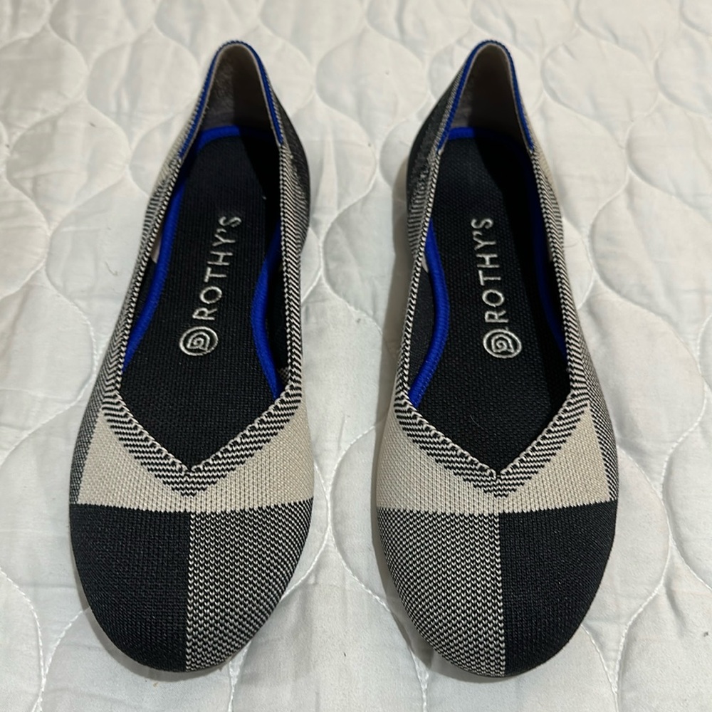 Rothy's The Flat Round Captoe Black and Cream Plaid Size 9
